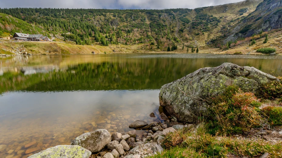 Wielki Staw w Karkonoszach - perła Sudetów