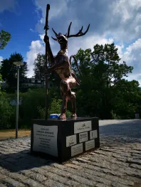 Karkonosze - kraina tajemniczych wodospadów i formacji skalnych