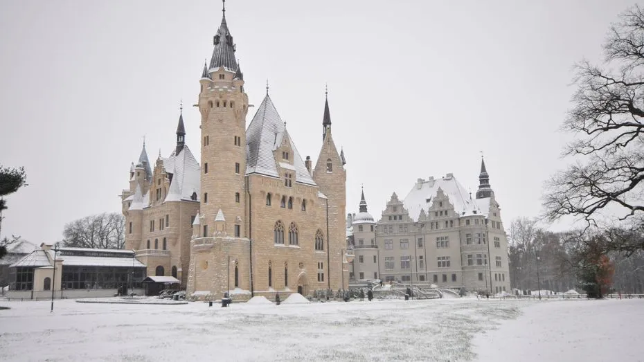 Ferie z historią. Zimowe podróże po zamkach i pałacach Polski